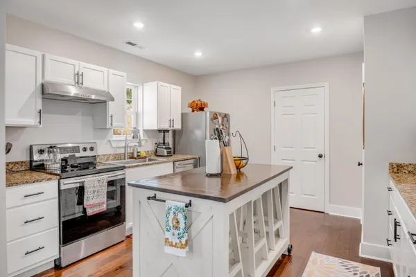 $520,000 | 6927 Flagstone Drive, Ooltewah, TN 37363