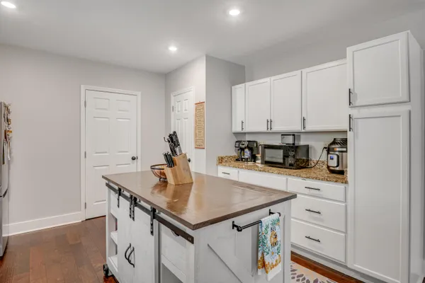 $520,000 | 6927 Flagstone Drive, Ooltewah, TN 37363