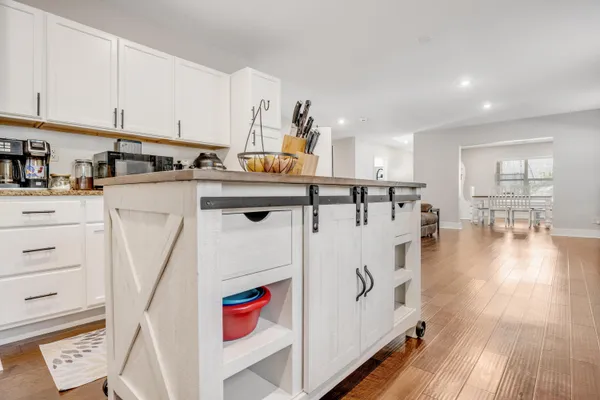 $520,000 | 6927 Flagstone Drive, Ooltewah, TN 37363