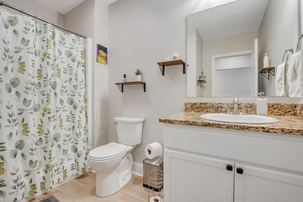 $520,000 | 6927 Flagstone Drive, Ooltewah, TN 37363