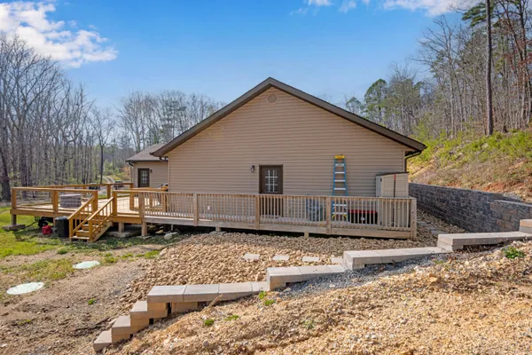 $520,000 | 6927 Flagstone Drive, Ooltewah, TN 37363