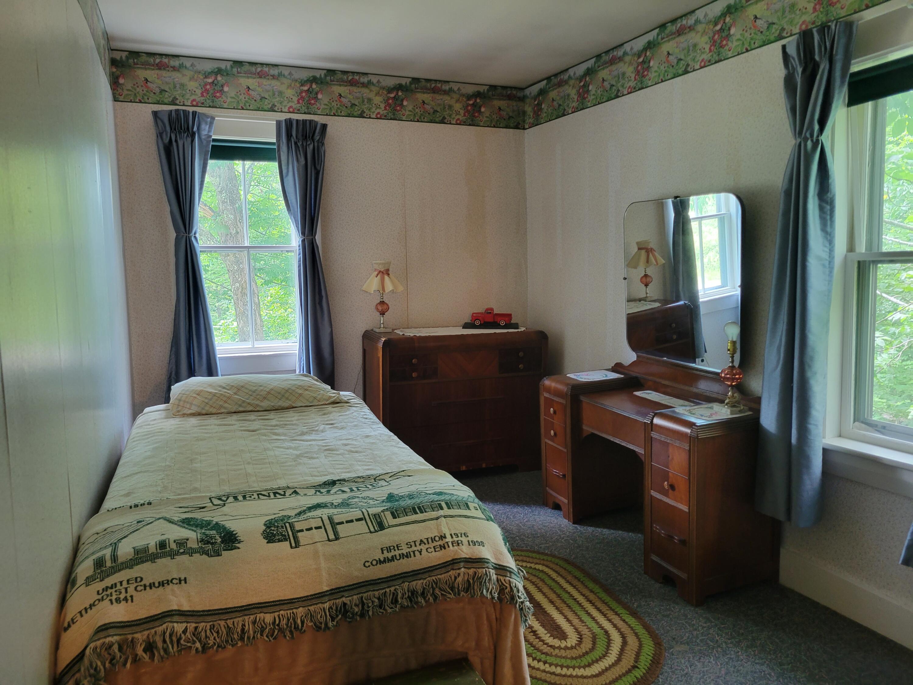 78 Town House Road Vienna, ME 04360 - Photo 15 of 29 kelleyglordownbedB