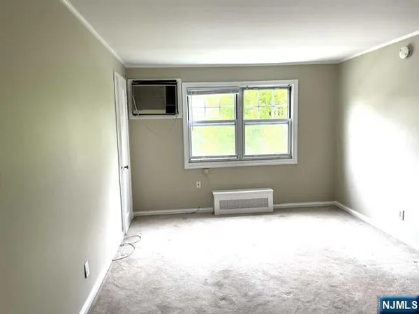 $1,750 | 119 Hastings Avenue, Unit B, Rutherford, NJ 07070