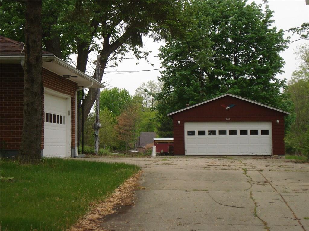 606 Vale Road Springfield, OH 45504 - Photo 2 of 15