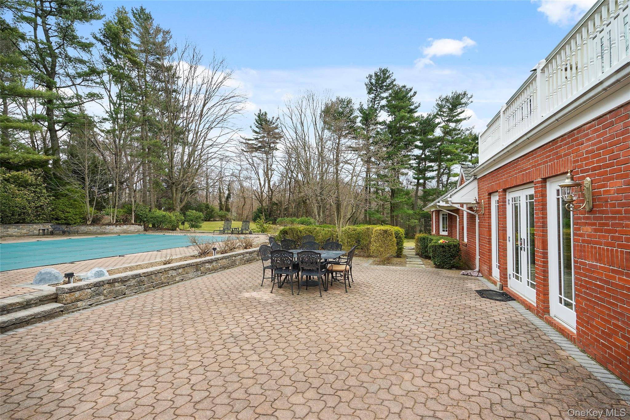 10 Hill Road Sands Point, NY 11050 - Photo 43 of 46