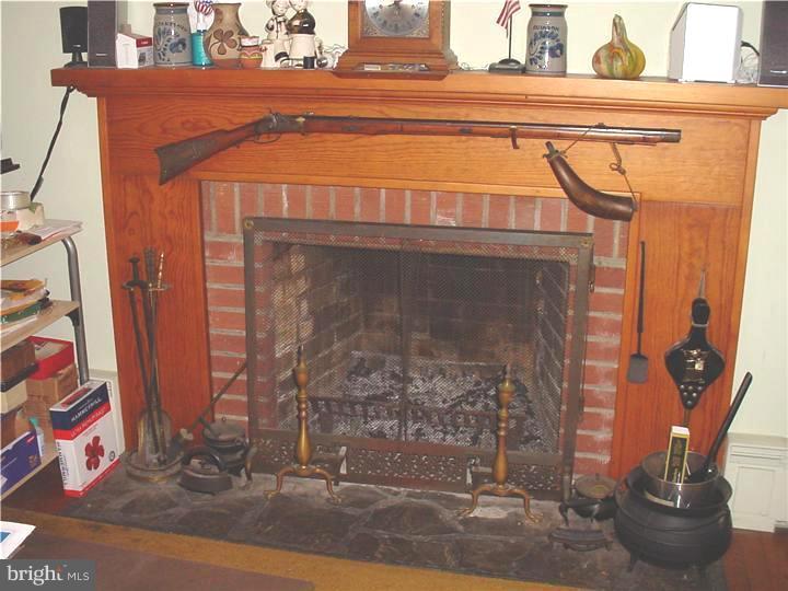 853 Salem Quinton Road Quinton, NJ 08079 - Photo 6 of 10 Fireplace