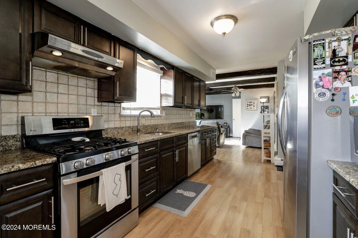 235 Mandarin Road Brick, NJ 08723 - Photo 11 of 29 235MandarinRd0032 (1)