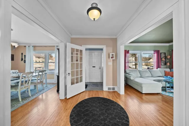 $298,000 | 793 Oakridge Drive, Jackson, MI 49203