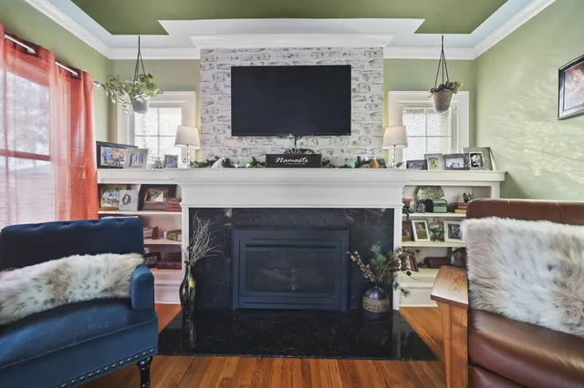 $298,000 | 793 Oakridge Drive, Jackson, MI 49203