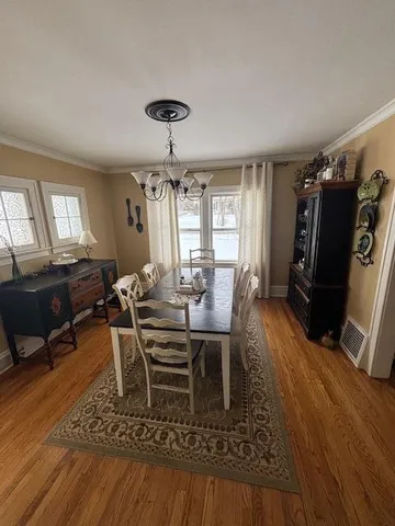 $284,900 | 793 Oakridge Drive, Jackson, MI 49203