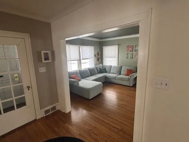 $284,900 | 793 Oakridge Drive, Jackson, MI 49203