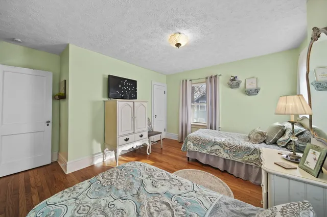 $298,000 | 793 Oakridge Drive, Jackson, MI 49203