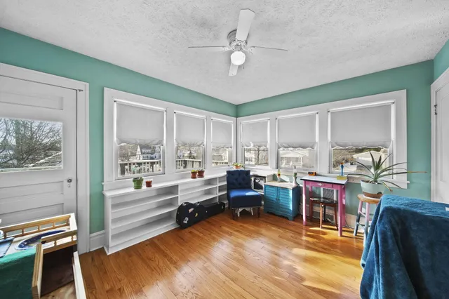 $298,000 | 793 Oakridge Drive, Jackson, MI 49203