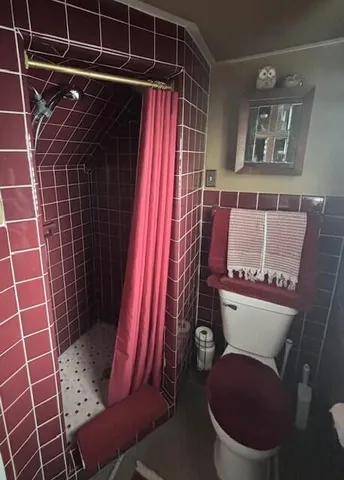 $284,900 | 793 Oakridge Drive, Jackson, MI 49203