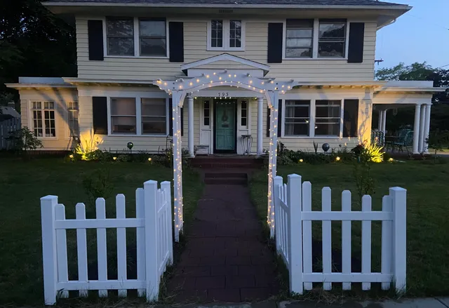 $298,000 | 793 Oakridge Drive, Jackson, MI 49203