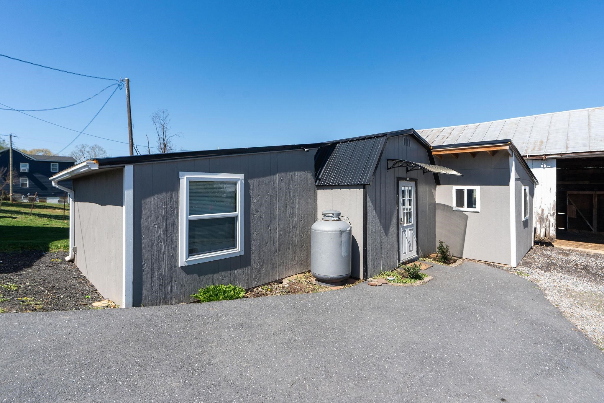 2061 Cecil Wampler Road Mount Crawford, VA 22841 - Photo 50 of 70 Spa/Studio