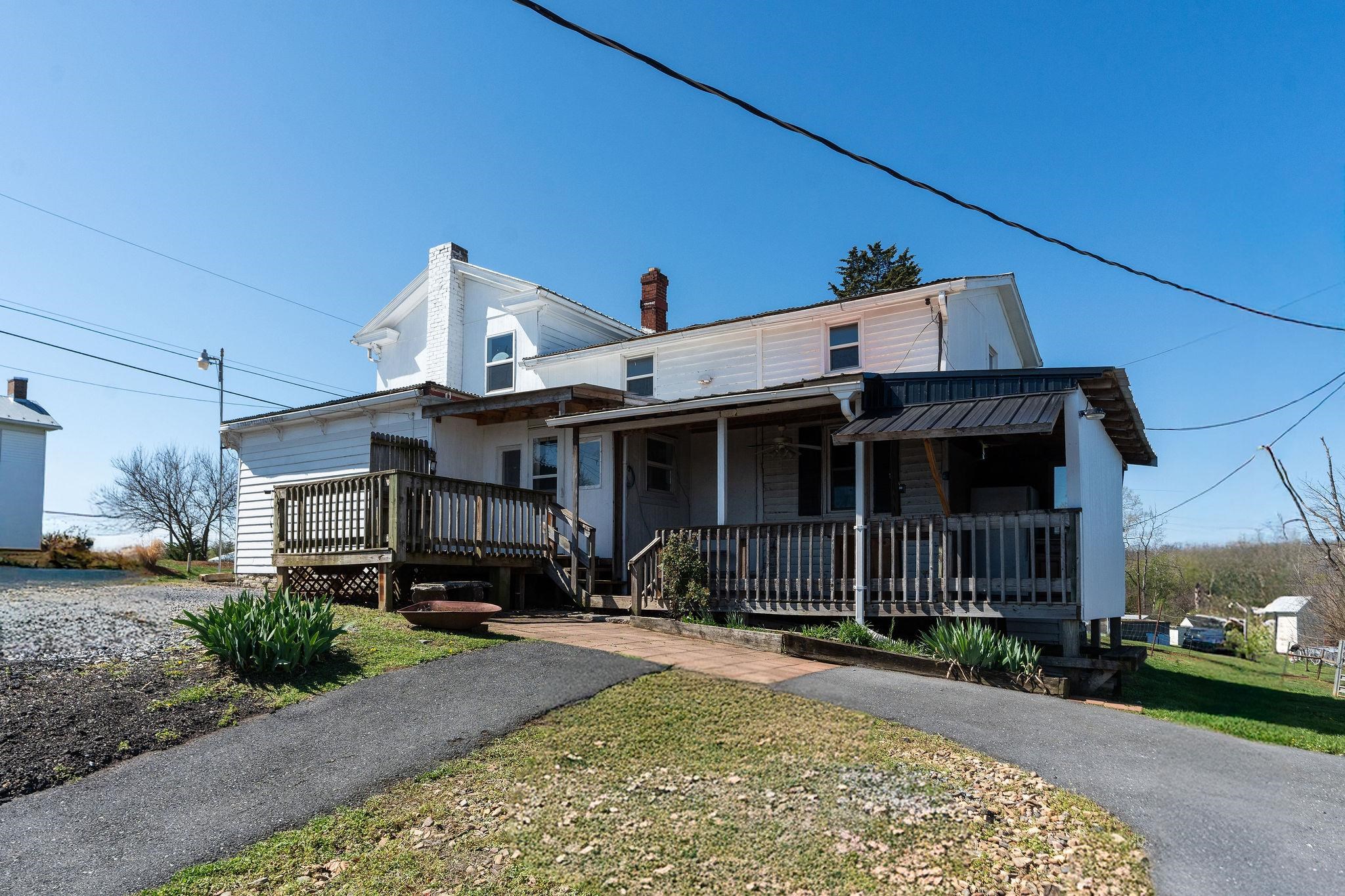 2061 Cecil Wampler Road Mount Crawford, VA 22841 - Photo 8 of 70