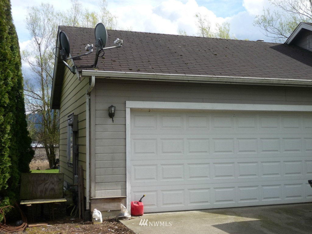 1408 Nooksack Road Nooksack, WA 98276 - Photo 4 of 19