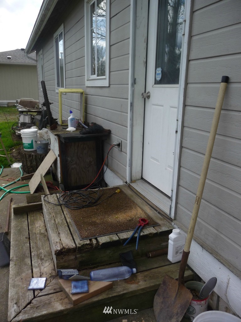 1408 Nooksack Road Nooksack, WA 98276 - Photo 8 of 19