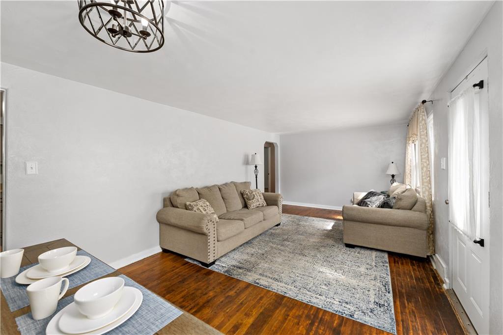 119 Forliview Road Glenshaw, PA 15116 - Photo 5 of 40