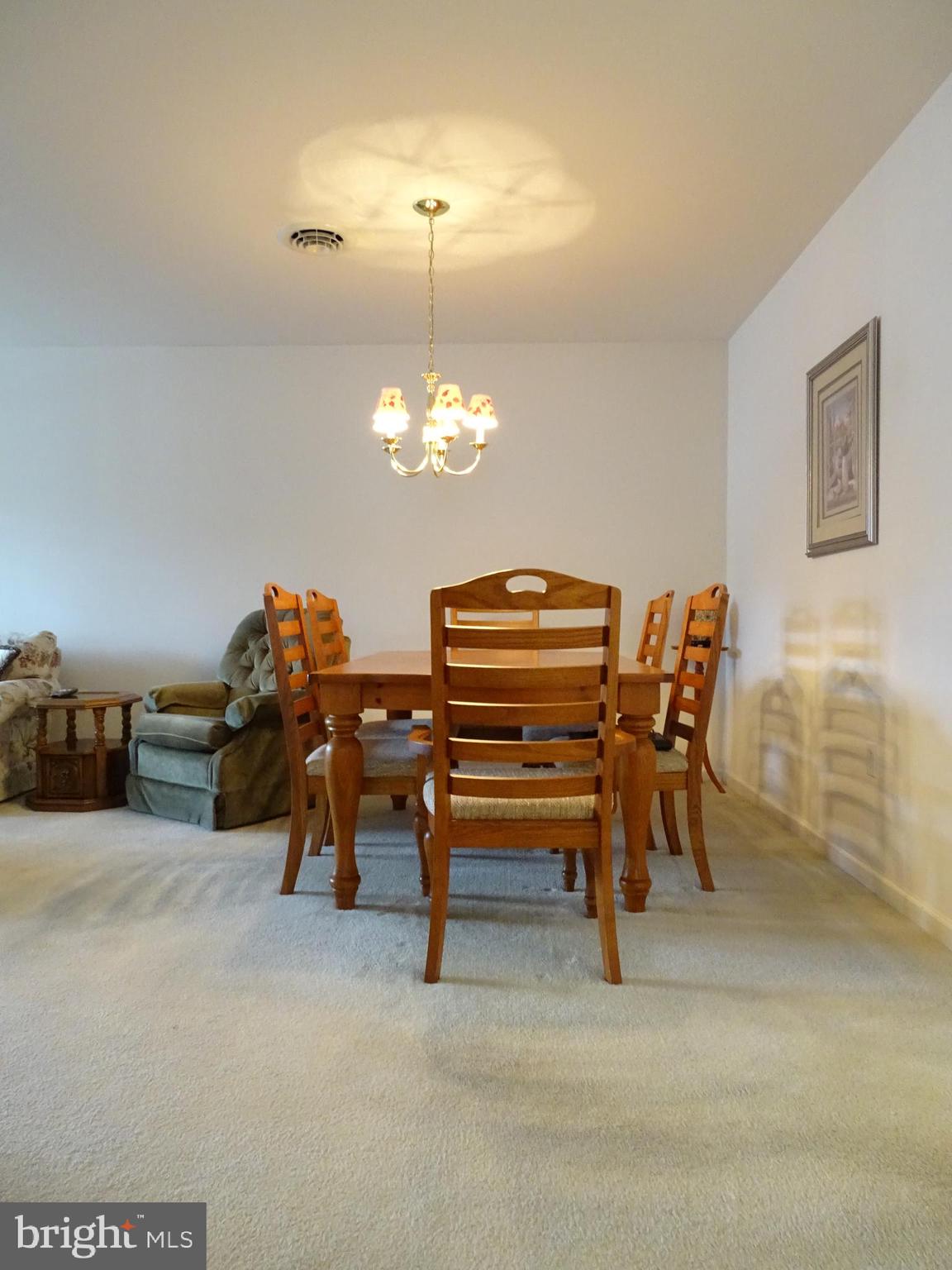 606 Hayley Road York, PA 17404 - Photo 7 of 22 Gallery Image 7