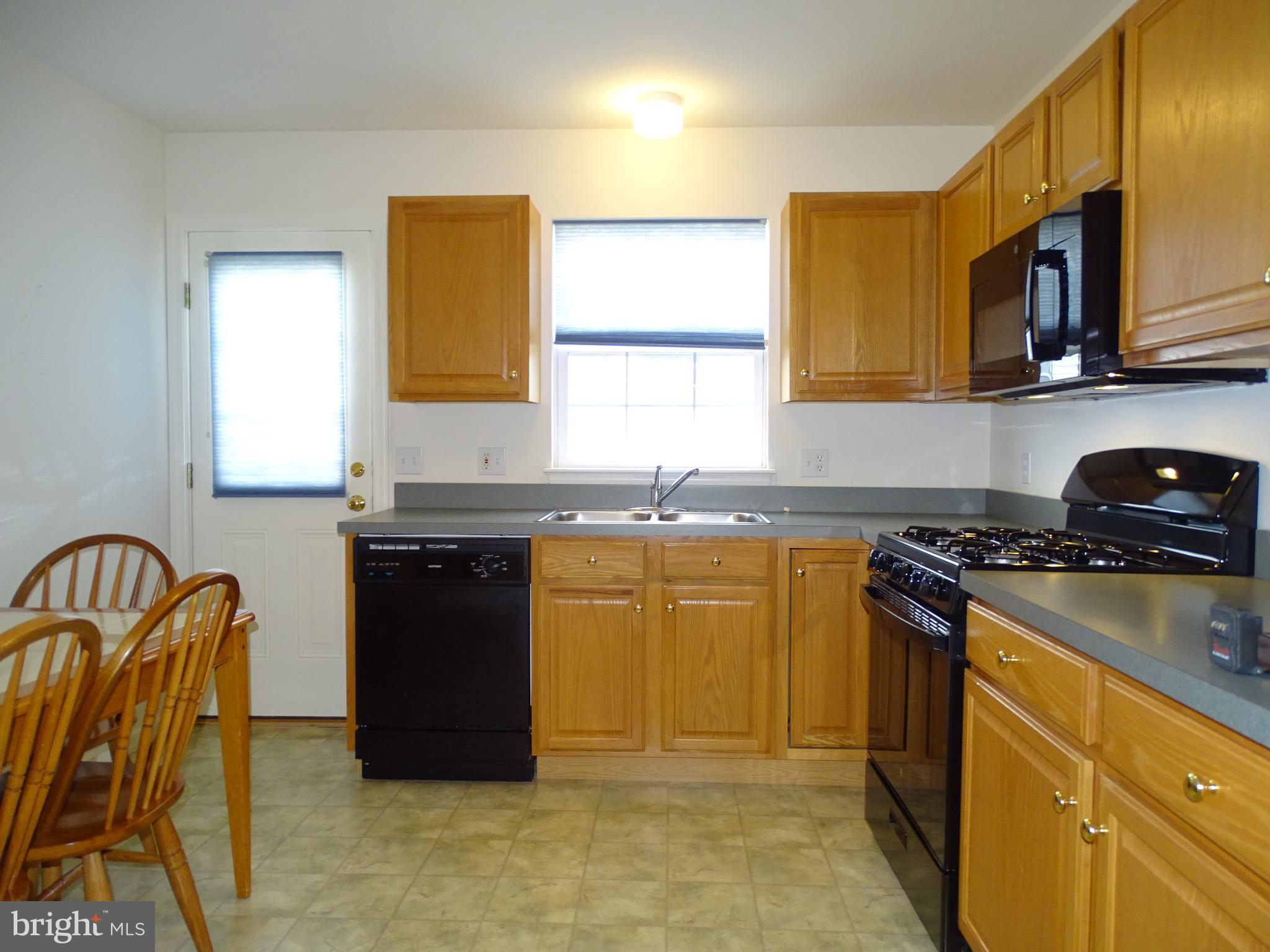 606 Hayley Road York, PA 17404 - Photo 9 of 22 Gallery Image 9