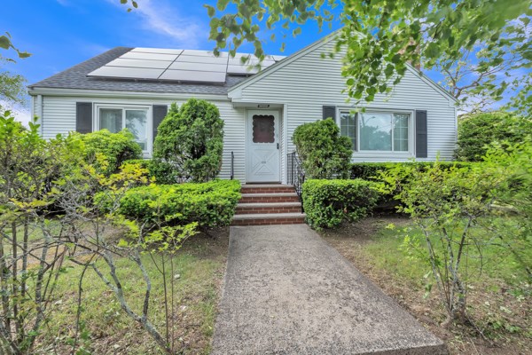 60 Casco Road Lynn, MA 01904 - Photo 1 of 14 Gallery Image 1