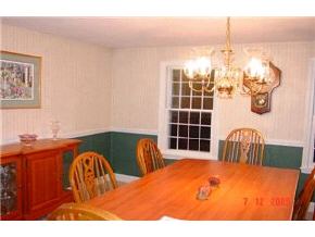 9 Pierce Road Raymond, NH 03077 - Photo 3 of 5 Gallery Image 3