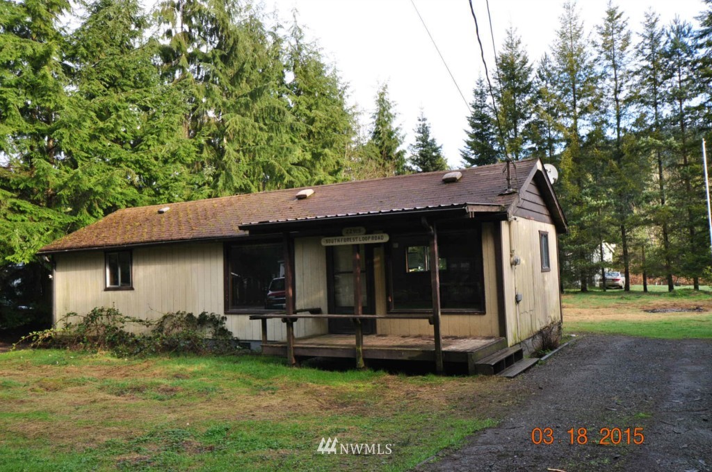 22415 South Forest Loop Road Granite Falls, WA 98252 - Photo 1 of 15