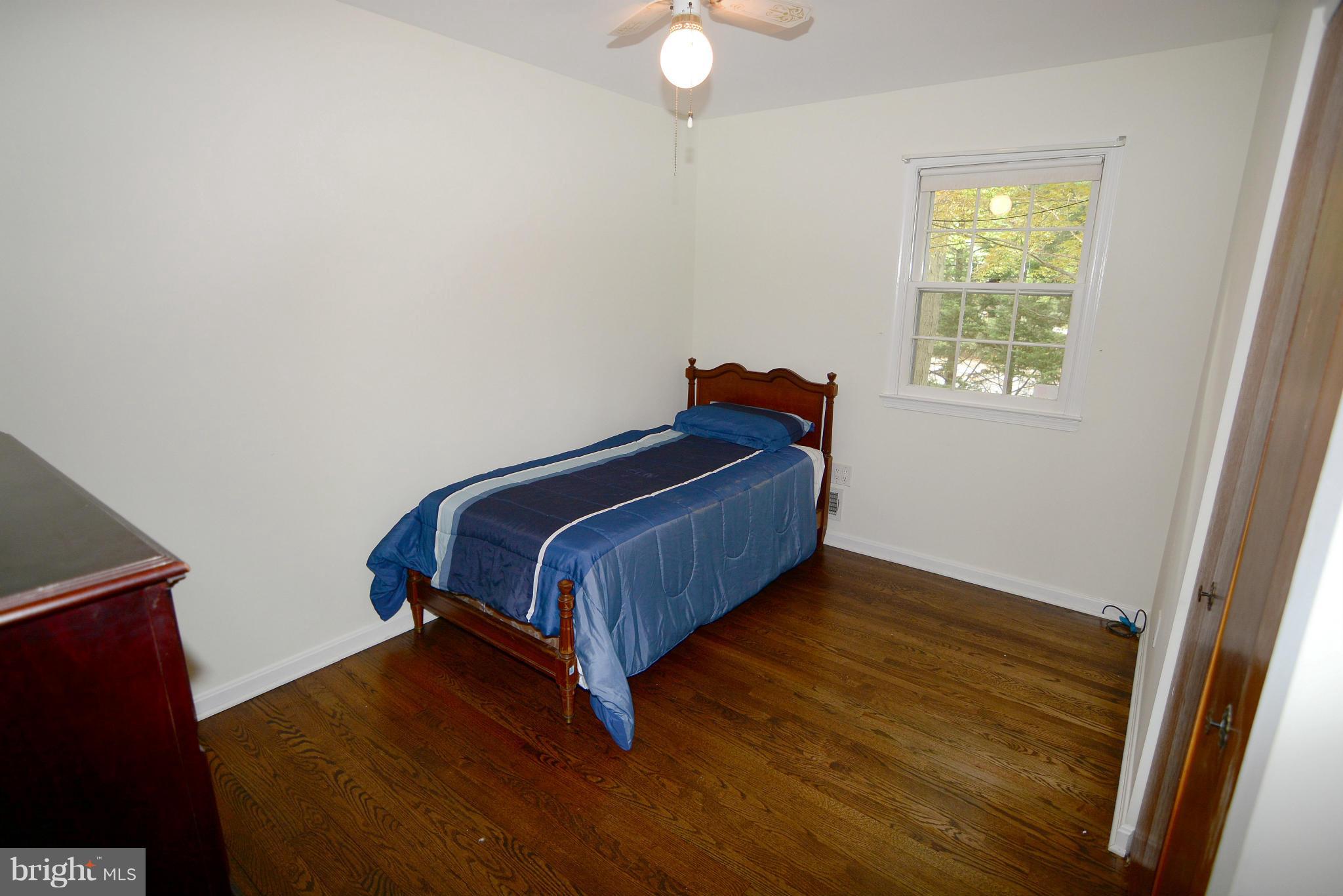 1563 Long Point Road Pasadena, MD 21122 - Photo 13 of 26 Bedroom 3