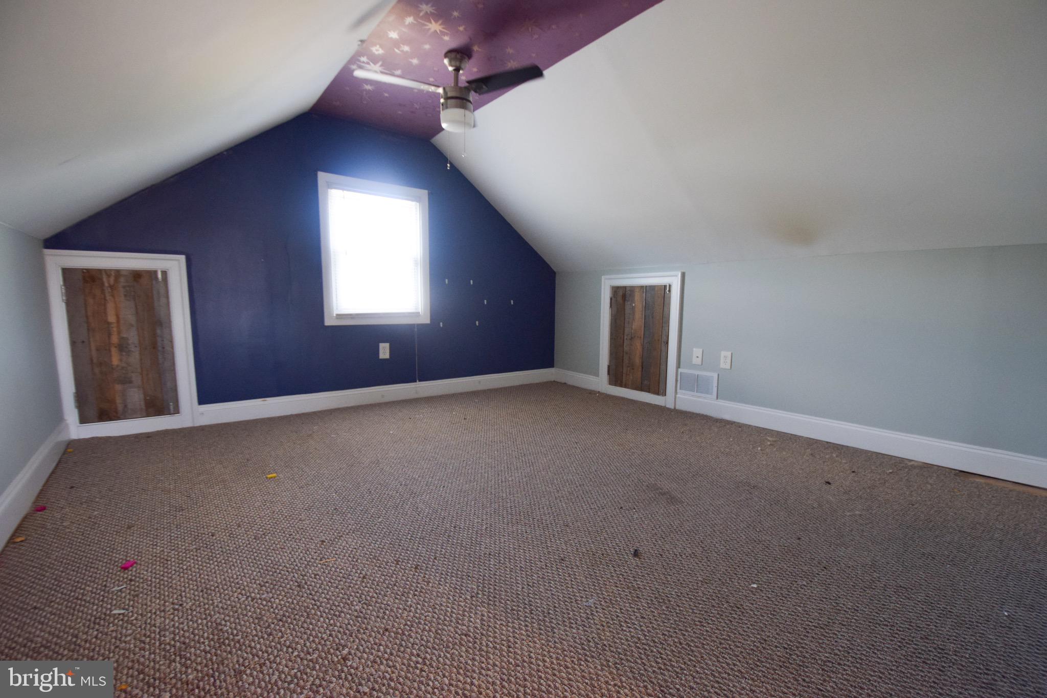 4233 Soth Avenue Nottingham, MD 21236 - Photo 20 of 49 Loft