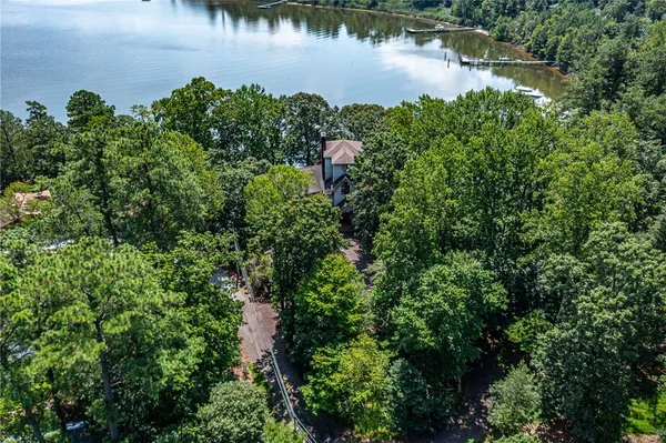 $975,000 | 144 Hills Lane, Lancaster, VA 22503
