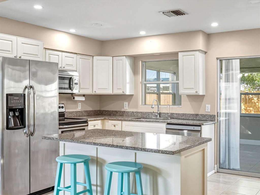 1017 Rosedale Road Venice, FL 34293 - Photo 6 of 30