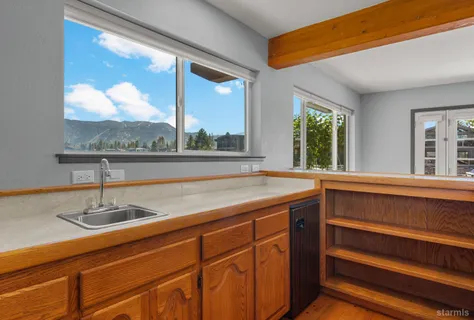 $3,595,000 | 2067 Aloha Drive, South Lake Tahoe, CA 96150