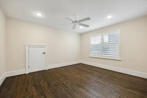 $1,075,000 | 2111 Huldy Street, Houston, TX 77019