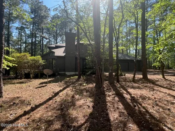 $899,000 | Undisclosed Address, Aberdeen, NC 28315