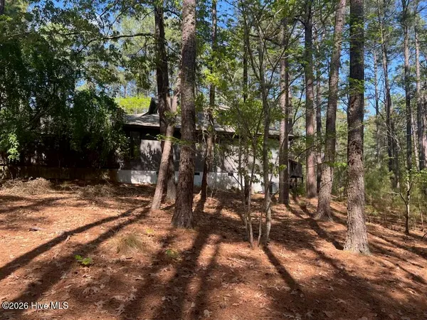 $899,000 | Undisclosed Address, Aberdeen, NC 28315