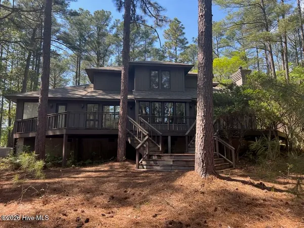 $899,000 | Undisclosed Address, Aberdeen, NC 28315