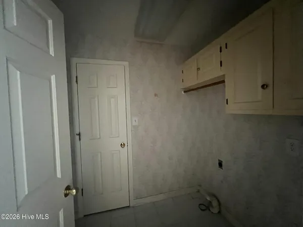 $899,000 | Undisclosed Address, Aberdeen, NC 28315