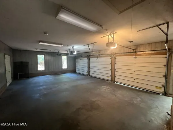 $899,000 | Undisclosed Address, Aberdeen, NC 28315