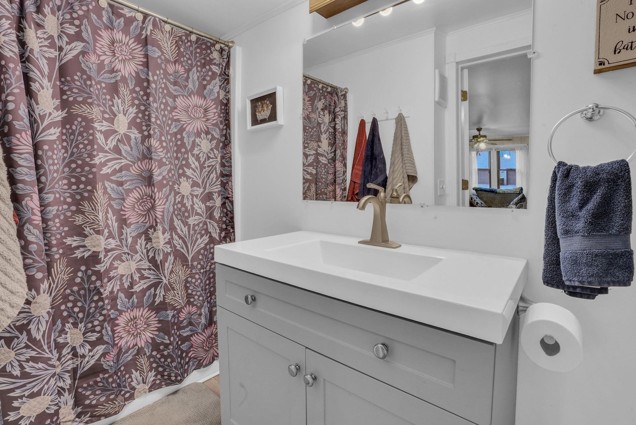 10215 Madison St. Helen, MI 48656 - Photo 9 of 17