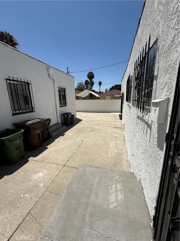 1415 North Spring Avenue Compton, CA 90221 - Photo 62 of 73