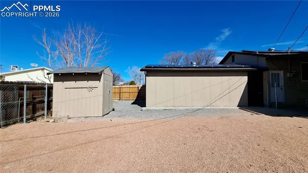 a view of a garage