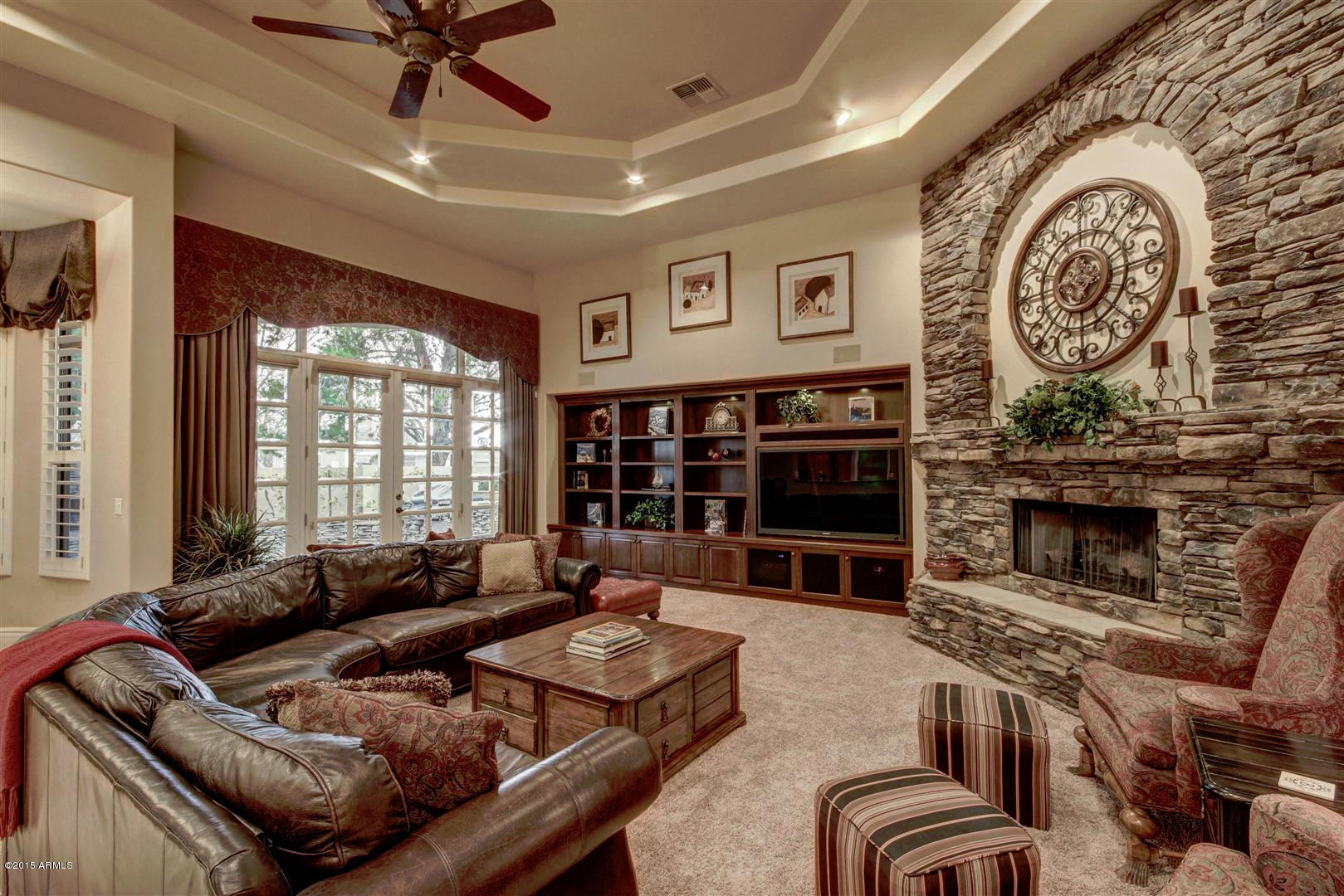 1710 East Carver Road Tempe, AZ 85284 - Photo 3 of 33 Spacious Family Room