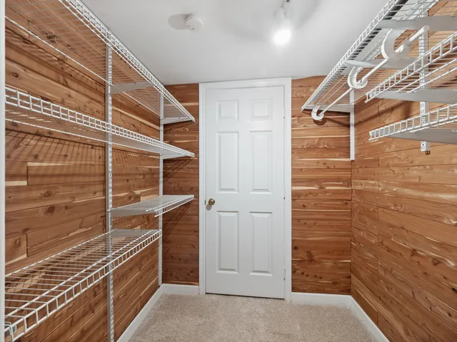 $350,000 | 276 Old Barn Road, Unit 276B, Barrington, IL 60010