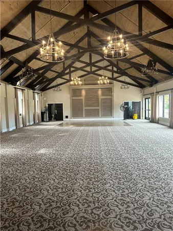 $325,000 | 276 Old Barn Road, Unit 276B, Barrington, IL 60010