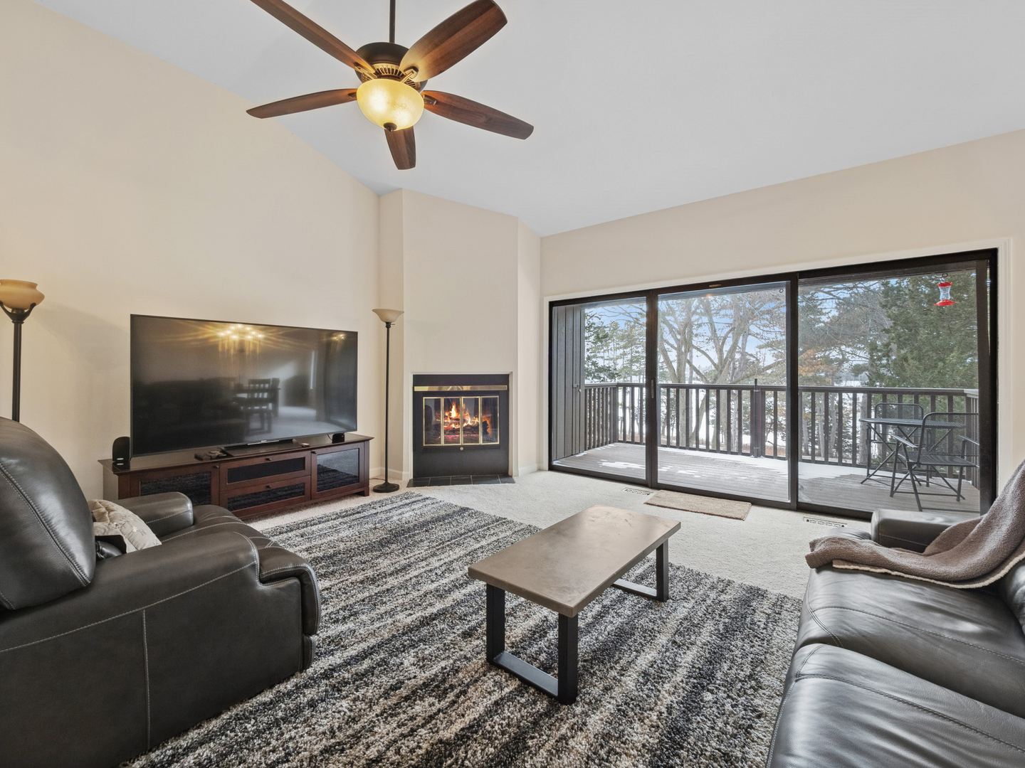 276 Old Barn Road, Unit 276B Barrington, IL 60010 - Photo 3 of 36