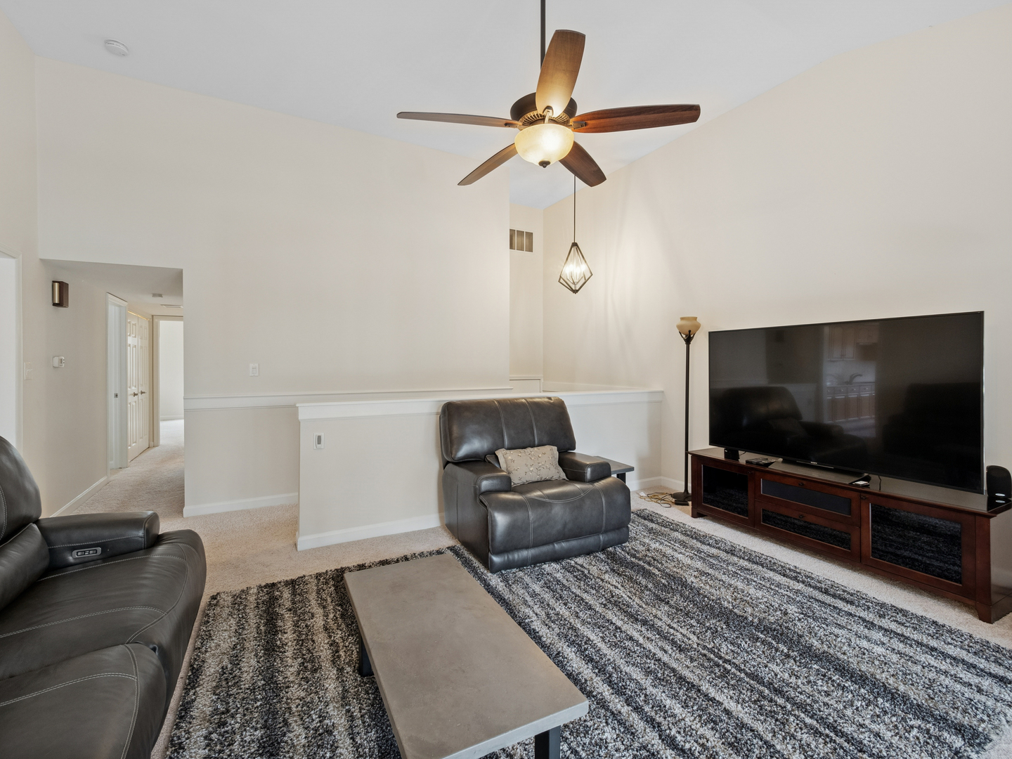 276 Old Barn Road, Unit 276B Barrington, IL 60010 - Photo 6 of 36