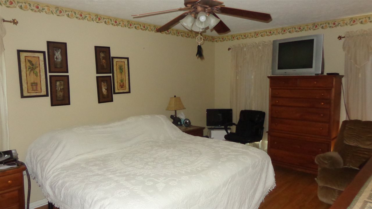 5709 Sharon Road Newburgh, IN 47630 - Photo 32 of 35 Gallery Image 32