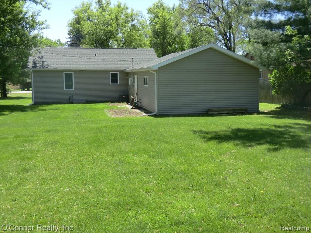 6932 Lapeer Road North Street, MI 48049 - Photo 4 of 7